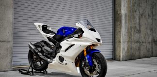 Yamaha R6 GYTR Icon Blue