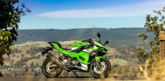 2025 Kawasaki Ninja 500 SE